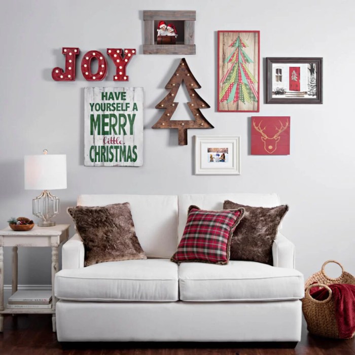 Christmas decoration ideas on wall